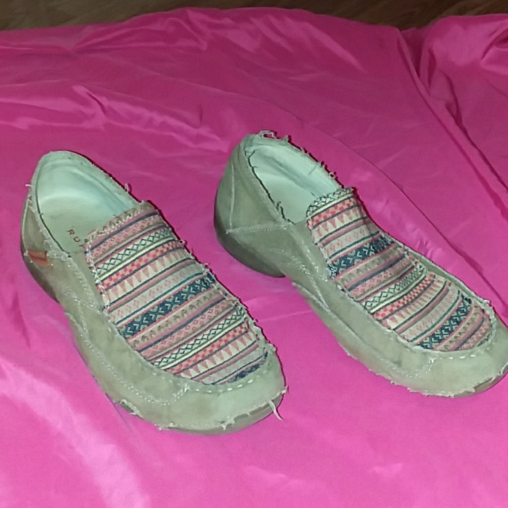 Roper slip on shoes